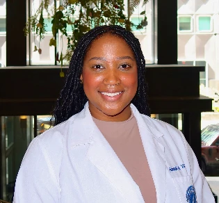 Ashonti Wright, BA Headshot