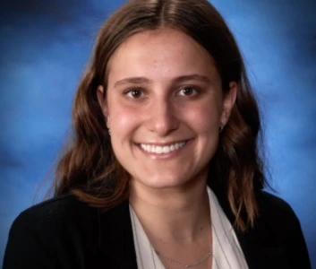 Sarah Finton, BA Headshot