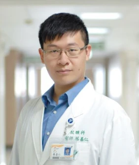 Chia-Jen Tsai, MD Headshot