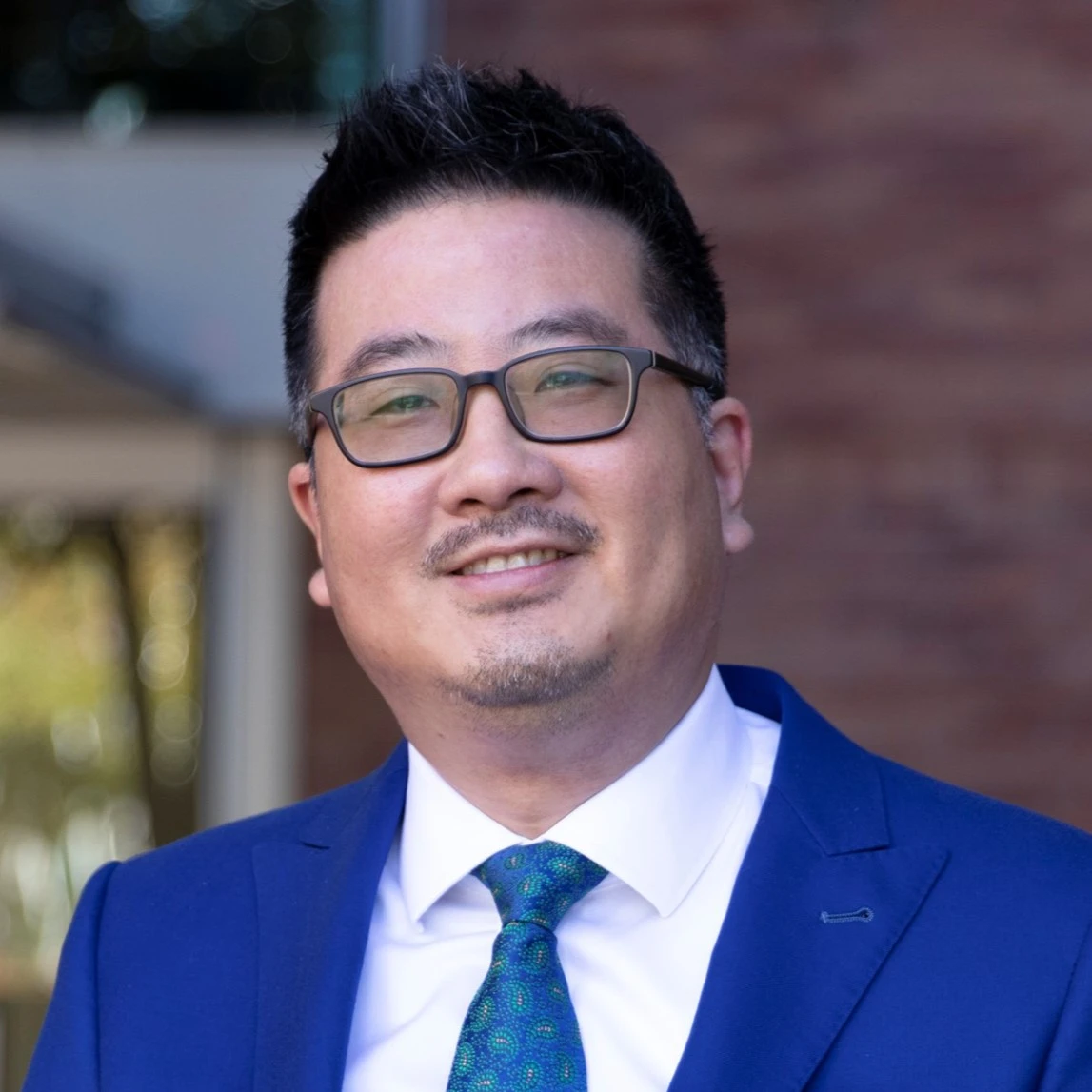 Smith Apisarnthanarax, MD Headshot