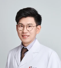 Xiao Chang, MD Headshot